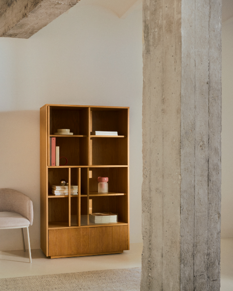 Picture of Helvine display cabinet